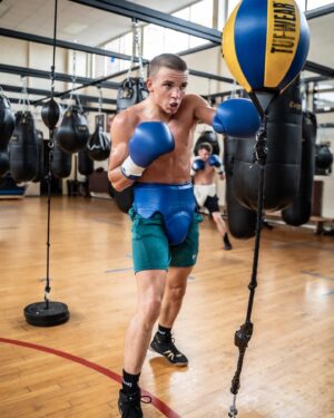 Dennis McCann Instagram - Dennis The Mad Man MCcann 🩸🤪 

Can’t thank all my sponsors enough Since day one 🤝🏽
@excelwaste 
@richfield_solutions_group 
@watches_r_us_uk
@lsscaffoldingltd 
@everlast 
@powertoolmate_prizes 
@prepbygainz 
@pwbespoke 
@appliednutrition 

📸 @robertdavidphotography 📸