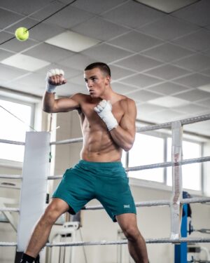 Dennis McCann Instagram - Dennis The Mad Man MCcann 🩸🤪 

Can’t thank all my sponsors enough Since day one 🤝🏽
@excelwaste 
@richfield_solutions_group 
@watches_r_us_uk
@lsscaffoldingltd 
@everlast 
@powertoolmate_prizes 
@prepbygainz 
@pwbespoke 
@appliednutrition 

📸 @robertdavidphotography 📸