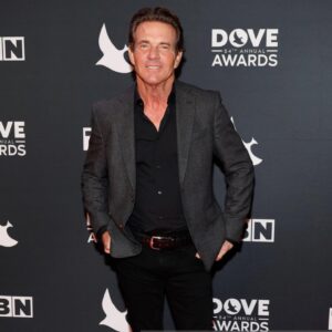 Dennis Quaid Instagram - Thank you @gmadoveawards. What an honor to be a presenter.