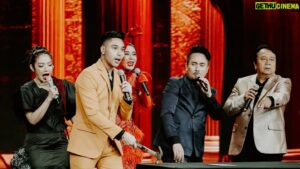 Denny Darko Instagram - Late post, performance for Kontes Primadona Pantura Semi Final @officialmnctv 

Setiap kali perform di panggung MNC TV, selalu ingat pengalaman pertama Live di panggung yang sama 20 tahun yg lalu 😇