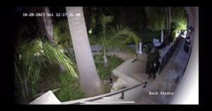 Deon Cole Instagram - Look at these MF’s trying to break into my house. Listen to me good, don’t you all ever come back to my home ever again! Whatever you’ll looking for ain’t there! But if you do return know that there will be more surprises waiting for you. Actually I’ve tripled up on the surprises. Thank you to the cops for jumping and being all over and on this as well.