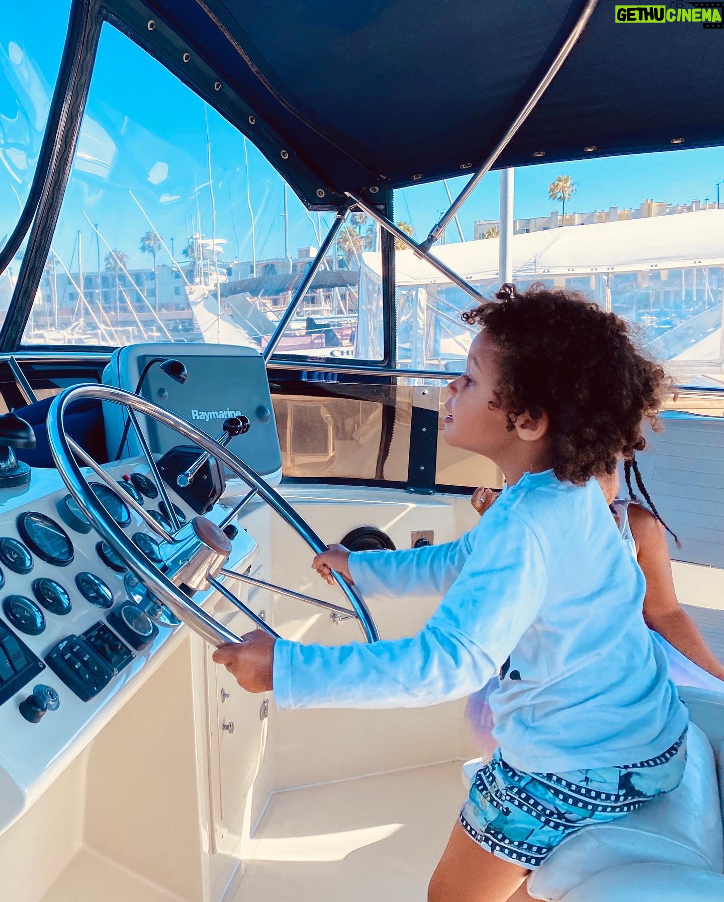 Derek Luke - 14.5K Likes - My Son/day! My son is so unfiltered. We visited a yacht 🛥 club and were trying to fit in lol. He called me out with fun, hugs, & kisses 😂
I’m learning the point of having things is to enjoy them!!!!