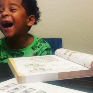 Derek Luke Instagram - That laugh is CONTAGIOUS... Kids always tell you the truth... 🤦🏿‍♂️

It’s great Paxton has a good sense of economics at an early age… HE SHALL NOT BE BROKE!!

 @WorldOfPax