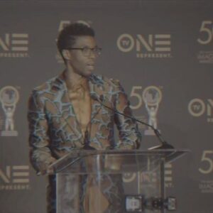 Derek Luke Instagram - “Purpose is the essential element of you. It is the reason you are on the planet at this particular time in history. Your very existence is wrapped up in the things you are here to fulfill.” Chadwick Boseman (Howard University, 2018) ⁣
⁣
In every tree there is a seed... In every tree there is a forest... Purpose can not be taught- It must be caught. Myles Munroe said “When purpose is not known, abuse is inevitable”, and I salute a man who understood his divine plan. ❤️⁣
⁣
You provided space for so many young men and women to see themselves in their true image! You helped them look in the mirror and see the power in who THEY are… When there was darkness, you brought them light in a world that so often tries to dim their shine 🙏🏿⁣
⁣
My prayers to the family of our superhero Chadwick Boseman- your life and light was supernatural! The strength and resilience you showed while fighting such an intense personal battle is unmatched. May the King of King’s find it well with thee!🤴🏿