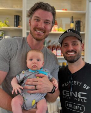 Derek Theler Instagram - Baby Daddy love! Denali loves his Tv family, Wheelers for life! 

#babydaddy