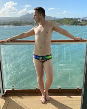 Derrick Barry Instagram - Angles on #CruiseNorwegian.