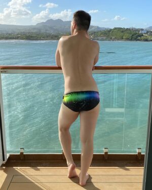 Derrick Barry Instagram - Angles on #CruiseNorwegian.