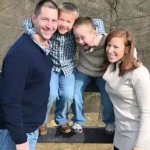 Derrick Levasseur Instagram - Episode 26 of Detective Perspective is out on audio, and we're covering a case that's important to me because of my own history as a police officer. In the early morning hours of May 25, 2013, Jason Ellis, a 33-year-old police officer, finished his shift for the Bardstown Police Department and headed home in his cruiser. During the drive, Jason encountered a pile of limbs blocking the road. He turned on his police lights, parked his car diagonally to block the road, and stepped out to clear the limbs so no one would get hurt. As he bent down to pick up the debris, a gunman shot him multiple times. Jason died at the scene, and was later found by passing motorists. It’s been almost 11 years since Officer Jason Ellis was killed, and investigators are still searching for the people responsible…

#Truecrime #truecrimecommunity #unsolved #coldcase #mystery #detectiveperspective