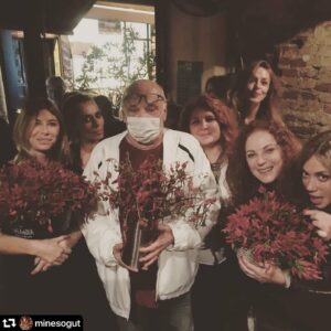Derya Alabora Instagram - # eceaksoy9 @selmamerter doğum günü # iyikidoğmuş