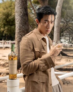 Desmond Tan Instagram - Looking for a taste of Scotland's beauty in every sip? Meet @the_Macallan Harmony Collection Green Meadow! 

Crafted in collaboration with Stella and Mary McCartney, this exclusive blend captures their childhood memories of Scotland's lush landscapes. Indulge in the rich flavors of this single malt, aged in sherry seasoned oak and bourbon casks, evoking memories of wild meadows and spring days. 

If you’re traveling soon, discover this new travel retail exclusive at Singapore Changi Airport and key airports worldwide! 

Cheers 🥃 

Crafted without compromise. Please savour The Macallan responsibly. 

@the_Macallan #TheMacallan #TheHarmonyCollection #GreenMeadow #TravelExclusive