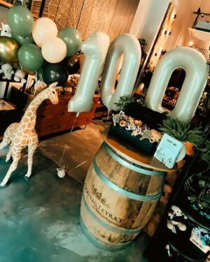 Desmond Tan Instagram - AMAZING 100 DAYS SAFARI! 🦒🐅🌳🐒🦓
Blessed with love and crazy fun!
Big milestone ✔️
Keep exploring, little ms tan! 🔭
