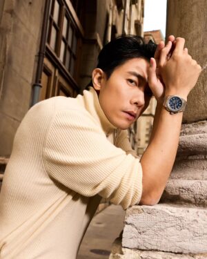 Desmond Tan Instagram - Hello from Geneva, the epicentre of watchmaking world! 🇨🇭 It's my first time here for the Watches and Wonders. I'm absolutely thrilled to be one of the 1st in the world to wear the newly launched @ZenithWatches DEFY Skyline Chronograph! 🌎 This exquisite timepiece is definitely a statement piece!

#Zenith #ZenithWatches #DefySkylineChrono #Chronograph #ElPrimero #TimeToReachYourStar #WatchesAndWonders2024 @WatchesandWonders