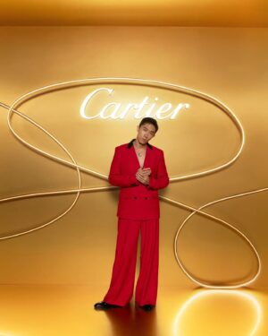 Desmond Tan Instagram - An epic 💯 centenary celebration of an icon. Lovely to be part of this momentous occasion of @cartier in Singapore! 

#CartierTrinity #Trinity100Celebration #CartierSingapore

SPECIAL THANKS: 
STYLING BY @ojnjenine 
HAIRSTYLE BY @ryan_yap
MAKEUP BY @alisontay.makeup