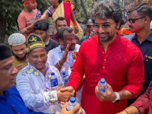 Dev Instagram - This is OUR INDIA.
When people following the path of Islam, installs water stalls on the streets for the people following the path of Ram. 🙏🏻
THIS IS GHATAL, THIS IS OUR INDIA.
Let this mutual love & respect forever prevail.
Let Humanity always reign. 🙏🏻❤️

Jay Shree Ram
Joy Bangla
