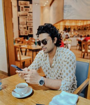 Dev Mohan Instagram - Happy Onam y’all 🫶🏼