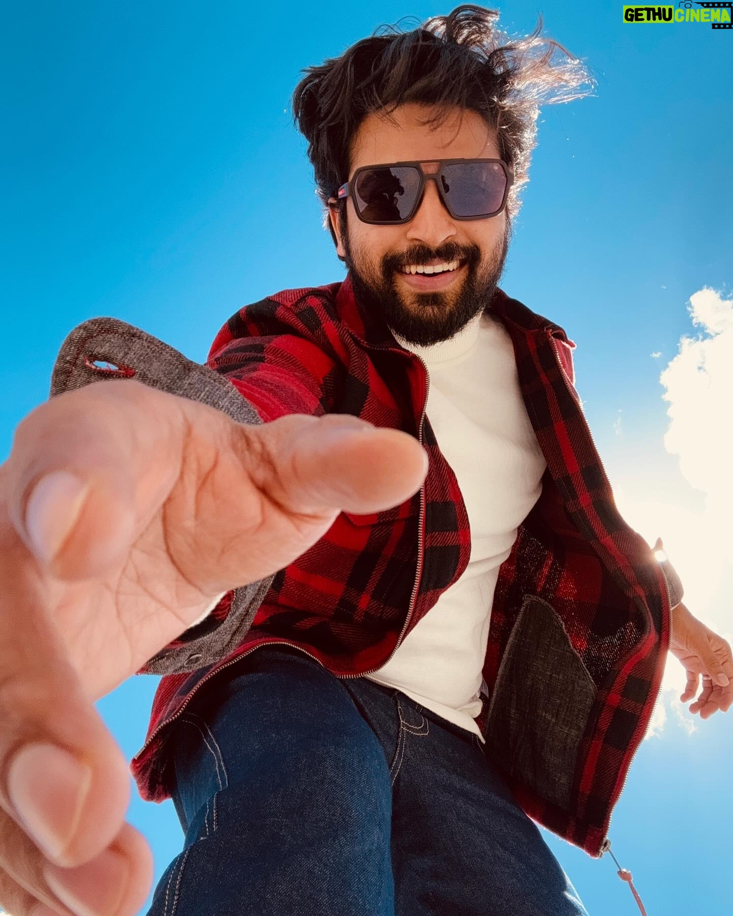 Dev Mohan - 108.8K Likes - Blue skies and bright vibes ✨
#selfie #sky #high
