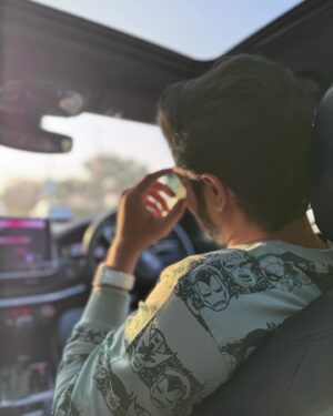 Dev Mohan Instagram - #evngdrive 🌞😎