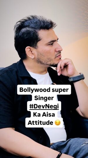 Dev Negi Instagram - Bollywood ke superb playback singer @devnegilive ka itna tashan wala roop nahi dekha hoga…

Yeh toh bas trailer hai aslee podcast, I mean real cast mein toh matlab itne jhatke lagengey ki kya kahoon. He is already ruling the charts aur yeh toh shuruwat hai 

#reels #reelsinstagram #bollywood #singer #bollywoodsongs #devnegi #comedy #humor #funny #bollywooddance #bollywoodstyle #podcast #pahadi #mainpahadi #uttarakhand #pahadisongs #shahrukhkhan #salmankhan #ranveersingh #varundhawan sabke liye toh gaa liya bhai ne 😎🤩🤩🤩