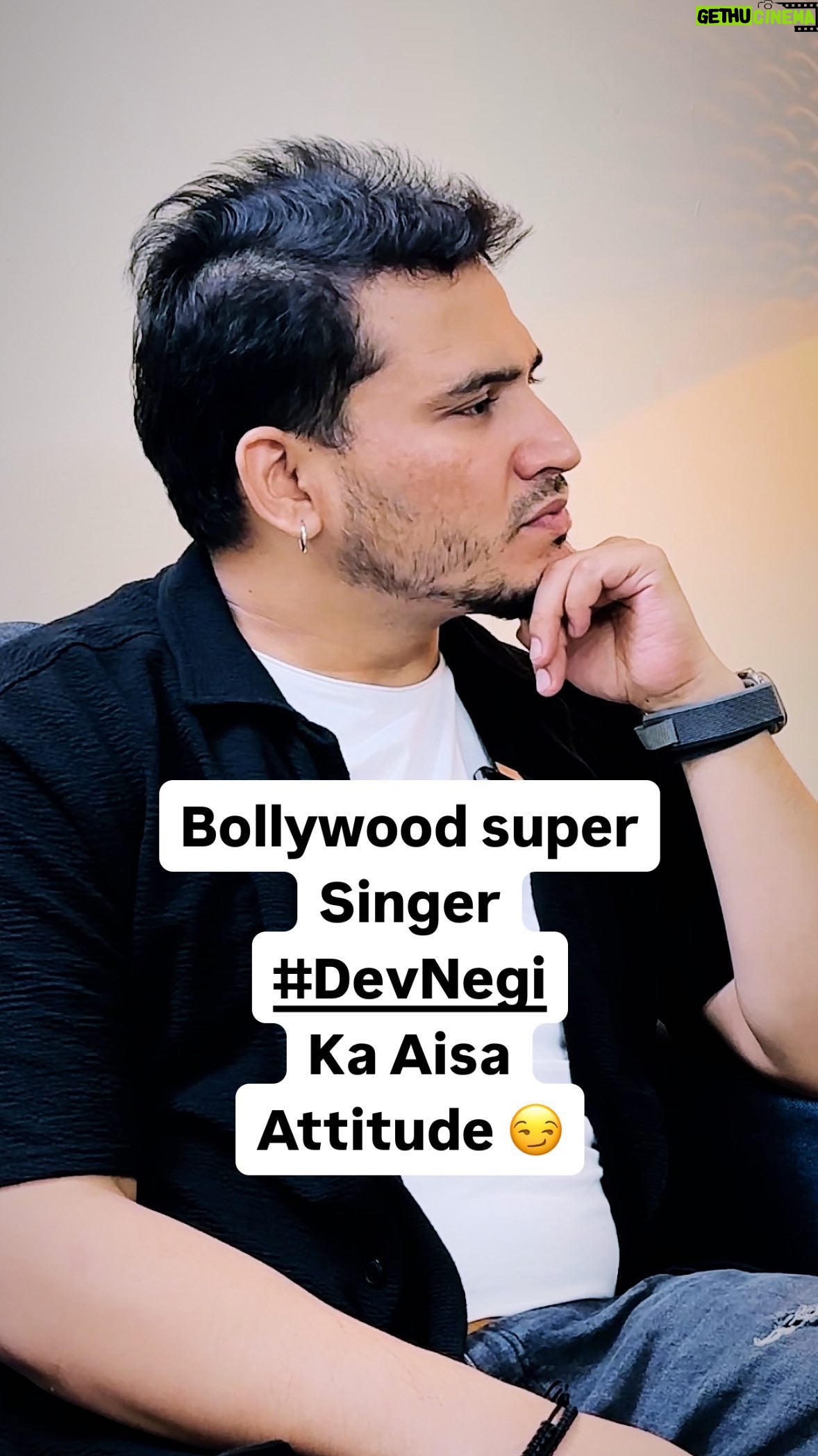 Dev Negi - 1.4K Likes - Bollywood ke superb playback singer @devnegilive ka itna tashan wala roop nahi dekha hoga…
Yeh toh bas trailer hai aslee podcast, I mean real cast mein toh matlab itne jhatke lagengey ki kya kahoon. He is already ruling the charts aur yeh toh shuruwat hai
#reels #reelsinstagram #bollywood #singer #bollywoodsongs #devnegi #comedy #humor #funny #bollywooddance #bollywoodstyle #podcast #pahadi #mainpahadi #uttarakhand #pahadisongs #shahrukhkhan #salmankhan #ranveersingh #varundhawan sabke liye toh gaa liya bhai ne 😎🤩🤩🤩