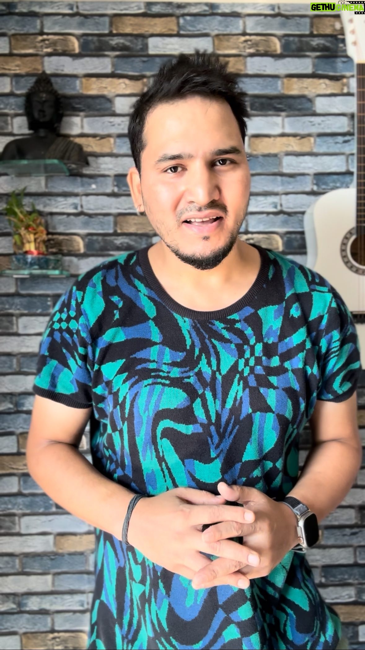 Dev Negi - 9.6K Likes - #aabhijatukahise
Trying to sing पद्मश्री @sonunigamofficial ji’s song
भूल-चूक maaf
Beautiful composition by one my favourite cute dada @jeetganngulimusic #jeetda
Beautiful lyrics by my brother @manojmuntashir
Music producer my darling brother @soumyaadeepmbarman
Give you love ❤️🙏
#sonunigam #sonunigamsongs #sonunigamlive #sonunigamsadsongs #jeetganguly #jeetganguli #jeetgangulymusic #manojmuntashir #manojmuntashirshukla #manojmutanshirpoetry #devnegi #devnegilive #devnegisongs #devnegisinger
#sad #sadsongs #shayari #poetry