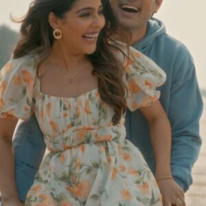Dev Negi Instagram - Fall in love with the melody of #JabTumSamneThe❤️

@kumartaurani @theashishbisht @malvimalhotra @devnegilive @shamir.tandon @kumaarofficial @videobrainsofficial