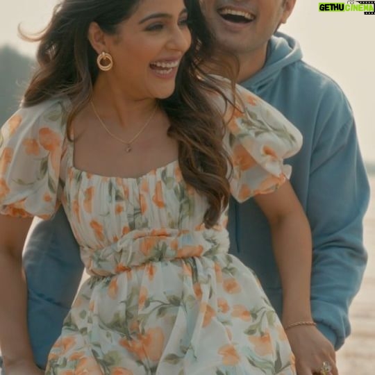 Dev Negi - 1.2K Likes - Fall in love with the melody of #JabTumSamneThe❤️
@kumartaurani @theashishbisht @malvimalhotra @devnegilive @shamir.tandon @kumaarofficial @videobrainsofficial