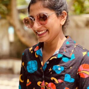 Devaki Rajendran Instagram - Loving these pictures!!
@varkeyhere and @pikkoo 
🤍🤍

#home #friends #love #color #life #alive #happiness #gratitude #devakirajendran