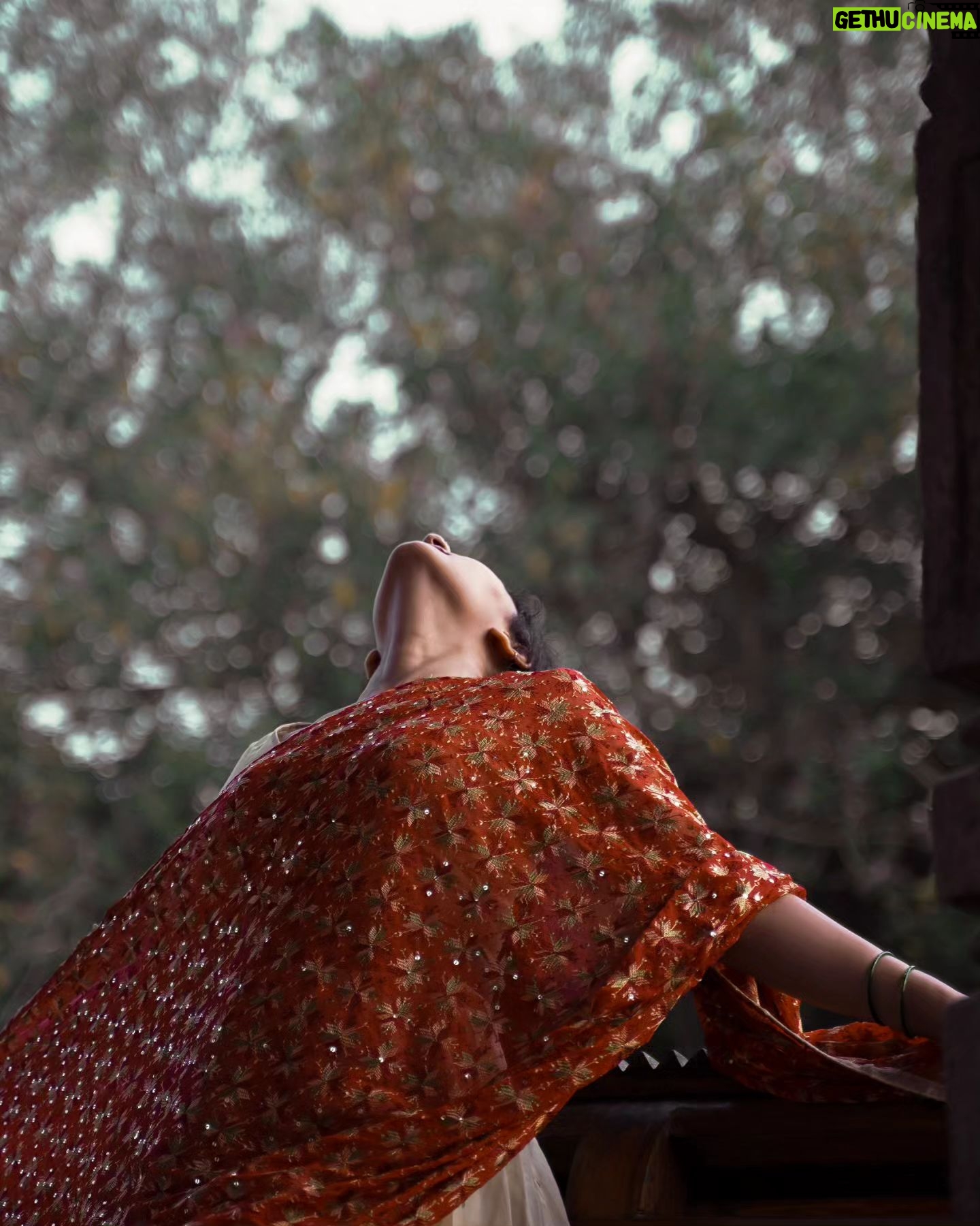 Devaki Rajendran - 1.5K Likes - Waiting...
@vkviiii
#throwback #photooftheday #colours