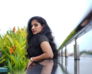 Devaki Rajendran Instagram - Well, some random other photos from the preview screening of Kerala Crime Files. 
@unnisurendran thank you for the pics!