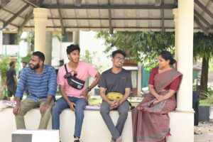 Devaki Rajendran Instagram - More photos from this wonderful shoot of Purusha Pretham.
#shooting #location #actor #PurushaPrethamOnSonyLIV