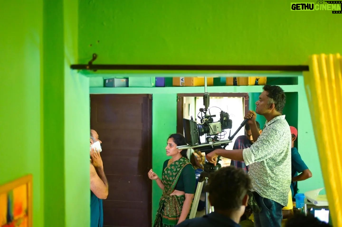 Devaki Rajendran - 1K Likes - Some stills from this movie which is very close to my heart! Following the director's @krishand_ style-
1. Happy people at work @krishand_
@vysakhreetha @vprabhakar23
2. Being Sujatha
3. In conversation with @rajagopal_rahul
4. The Ring scene with @prasanthpalex with the director/cinematographer doing his thing!
Photos by @k.n_vs
#PurushaPretham #SonyLIV