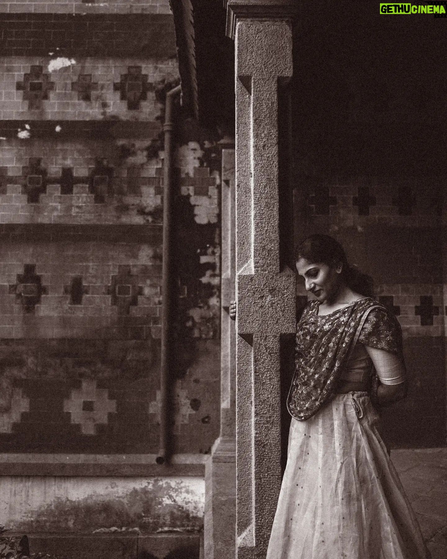 Devaki Rajendran - 1.4K Likes - Posting some photos which happened most organically.
Loved everything about this shoot!
When are we doing this again @vkv!
#throwback #memories #shoot #photography