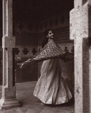 Devaki Rajendran Instagram - Posting some photos which happened most organically.
Loved everything about this shoot!
When are we doing this again @vkv! 
#throwback #memories #shoot #photography