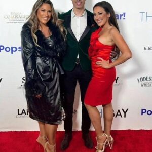 Devanny Pinn Instagram - Congratulations to The G! Gregori, Mike, Kristos and everyone at @thebaytheseries for their Emmy nomination and incredible-inspiring work.
 It's rare to work among talented people who are also so kind-hearted, it's such a pleasure to cheer you on 💖 

#bingethebay #awardseason #fyc #emmys #goodfriendsgoodtimes #winwin 
@gregorijmartin

Dress by @prettylittlething 
Shoes @badgleymischka 
Pics GettyImages / RomanMedia