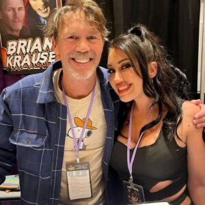 Devanny Pinn Instagram - Thank you @spookyempire and @spookyempirefilmfest for an incredible weekend!!
Photo dump #1 of #TheBlackMass screening, panel, signing and fun.
Big lovin to my coproducer @officialmichelleromano , my fantabulous new con reps @statik_talent_agency_llc , and our iconic  actresses @jennylouwonder and @kathleenkinmont for joining in on our poster signing ❤️ 
.
Loved seeing my Speed Train costar @undertheseascout do her show live and my #Breakout star @briankrause21 too! Watch him absolutely slay in the film -out now ;)
Appreciate everyone who stayed up late to watch #TheBlackMass and participate in our serial killer discussion sat night!! Ty ty @andyoufilms
Loved meeting and getting spooky with you, Spooky Empire! Happy 20th!

#spookyempire #screamqueens  #halloween #filmmaking #filmfest