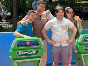 Devin Goda Instagram - Had an absolute blast with @therealpriceisright last stop tour in NYC today. From hosting the showcase to playing games with all the fans, it was a crazy turn out. Thank you to everyone who came out👏🏽 #comeondown
