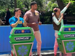 Devin Goda Instagram - Had an absolute blast with @therealpriceisright last stop tour in NYC today. From hosting the showcase to playing games with all the fans, it was a crazy turn out. Thank you to everyone who came out👏🏽 #comeondown
