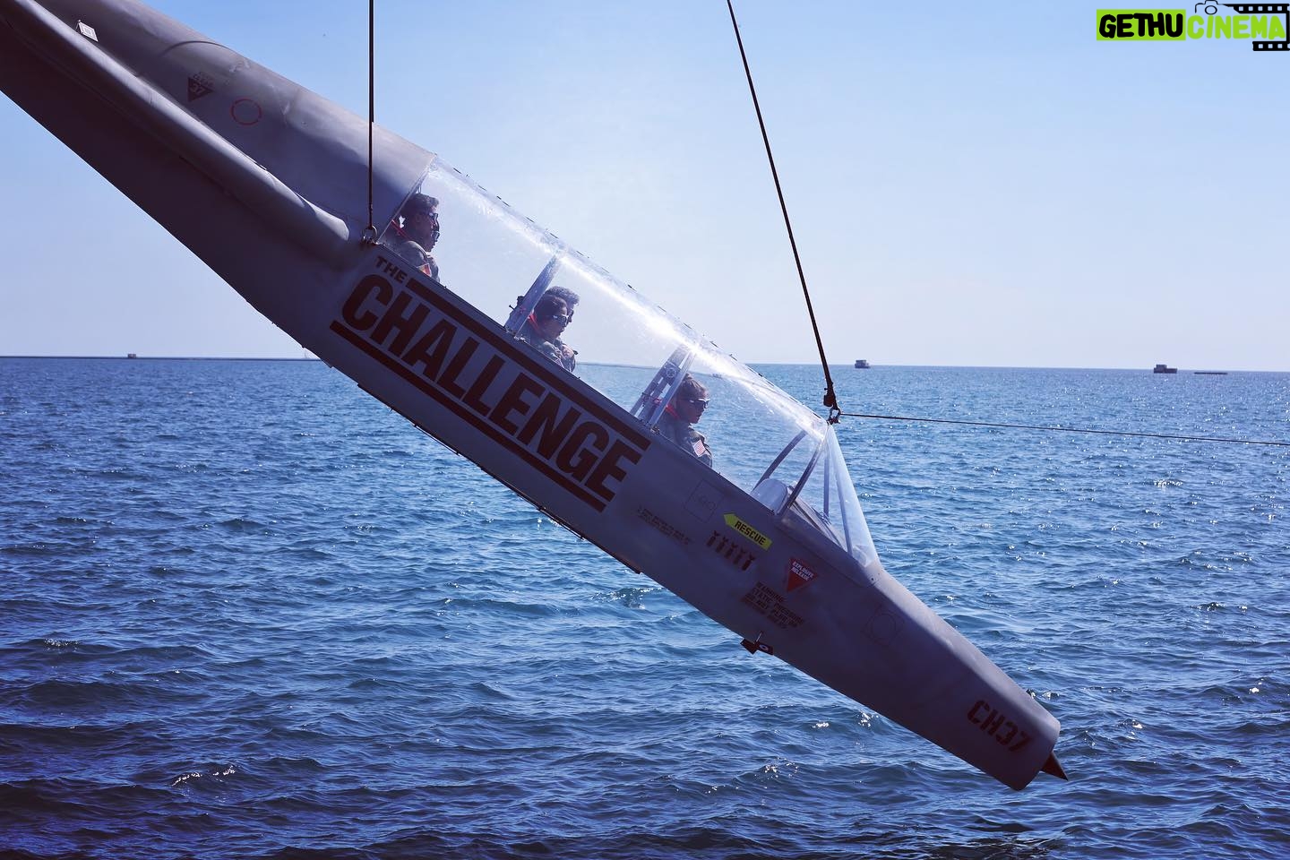 Devin Walker-Molaghan - 5.4K Likes - My haters: WHAT ARE YOU DOING WITH YOUR LIFE THATS SO GREAT RABBIT?!
Me: Glad you asked, tonight I’m gonna escape from a sinking fighter jet… sooo 🤫
All new @challengemtv tonight 8pm EST on @mtv And trust me when I tell you, it’s going down. ✈️ 🌊 🌝
#emeraldcitydreams #thechallenge37
