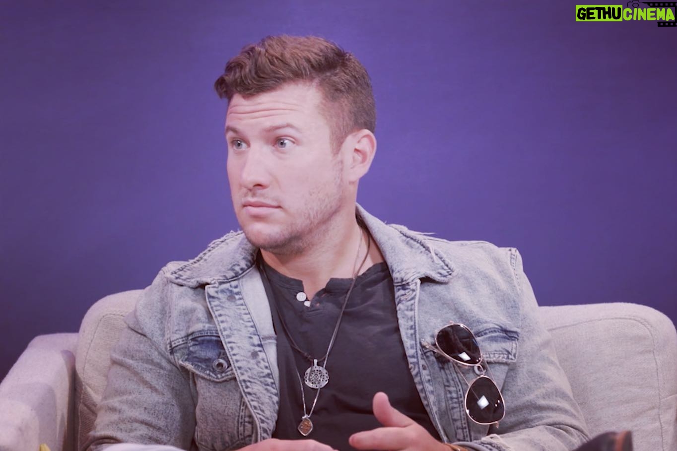 Devin Walker-Molaghan - 5.4K Likes - My haters: WHAT ARE YOU DOING WITH YOUR LIFE THATS SO GREAT RABBIT?!
Me: Glad you asked, tonight I’m gonna escape from a sinking fighter jet… sooo 🤫
All new @challengemtv tonight 8pm EST on @mtv And trust me when I tell you, it’s going down. ✈️ 🌊 🌝
#emeraldcitydreams #thechallenge37