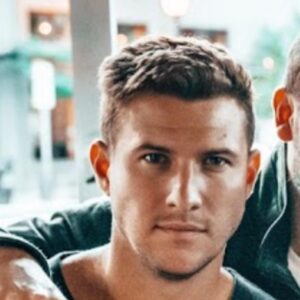 Devin Walker-Molaghan Instagram - Ppl on twitter : you’re ugly!
This photo : WRONG

Who y’all routing for tn...? @jossmooney you know I love you but I’ve been waiting a long time to see a @areuthe1 alumni take home a @challengemtv W so I’ve got all my eggs in the @mtvhunter basket baby let’s go! #aytoszn3 #🅰️lliance #thechallenge #smokeemifyagotem #letsgo 
#szn5lost😂

Photo credit - Brian Rashad