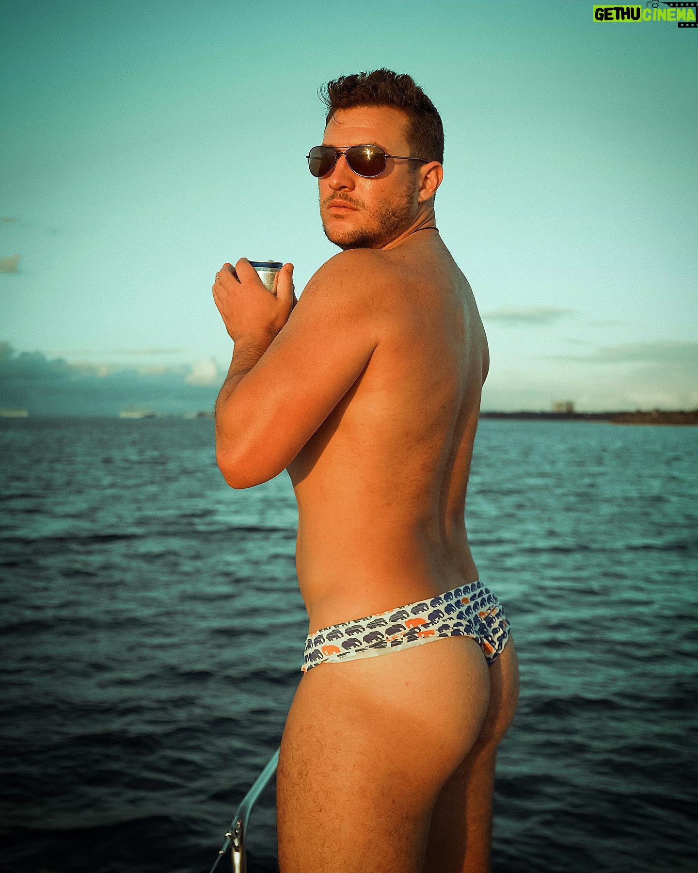 Devin Walker-Molaghan - 15.9K Likes - Release your inhibitions
Feel the rain on your skin
Photo credit @antonellaalberti.nyc