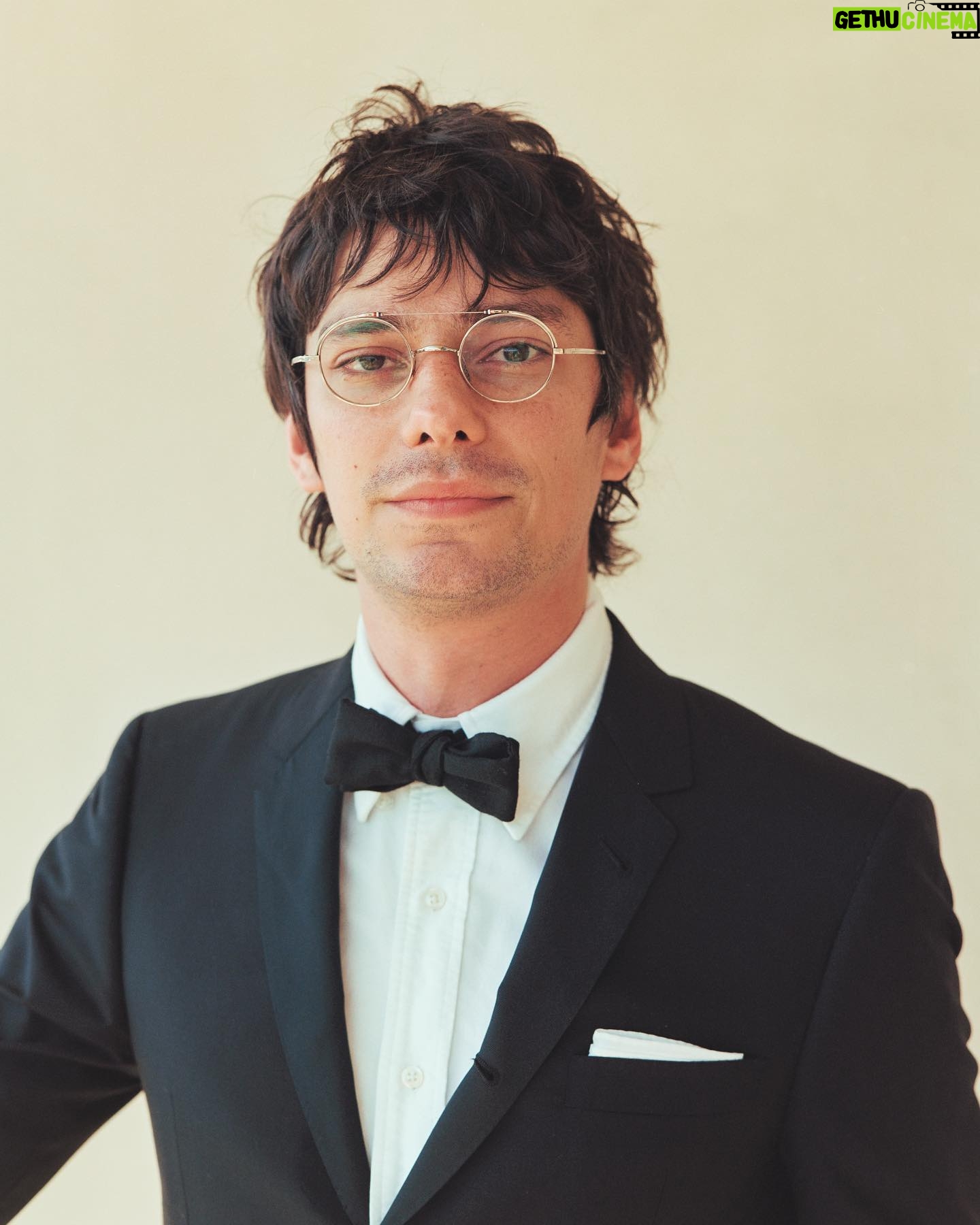 Devon Bostick - 216.7K Likes - Iām 5ā11 and a half!