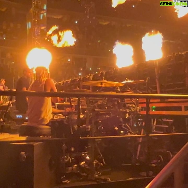 Devon Taylor - 54.3K Likes - Good Times On The #GoodMorningGorgeousTour With The Queen @therealmaryjblige #ThankYouGod4MyGift Shout Out To @jrworldwide 4 Always Having My Back and For This Amazing Footage!!! Also Shout Out To The Amazing Band Dancers Singers & Crew On This Tour‼️ MD🎹 : @mrjoness3 🎹: @monteneuble 🎸: @shonnhinton 🎸: @pjonesmusick Music Director/Programmer 🎹@babebrice. Big Shout Out To My Companies For Making Sure I Had Everything I Needed To Execute My Job‼️ @dwdrums @zildjiancompany @remopercussion @rolandglobal @jhaudio @drumdots @vicfirth
