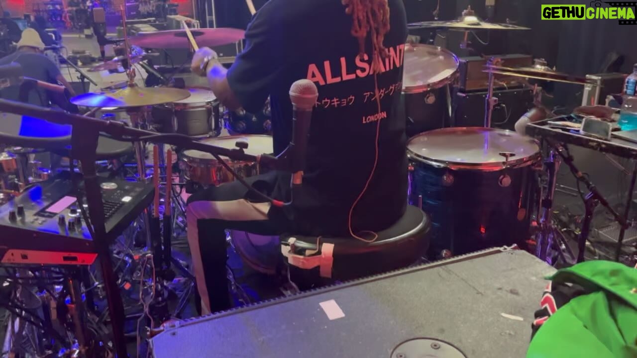 Devon Taylor - 7.6K Likes - Standing Ovation‼️ #ThankYouGod4MyGift @jeezy #Rehearsal #Atlanta #TrapShit