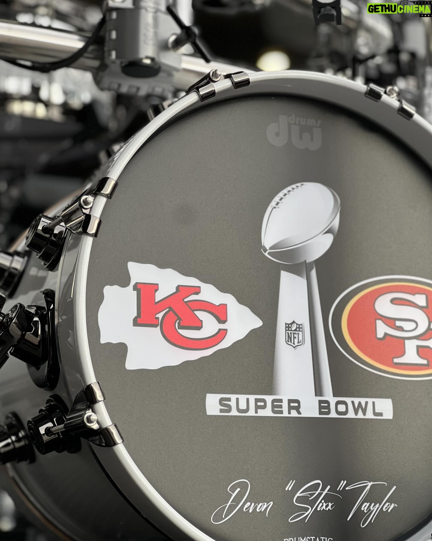 Devon Taylor - 10.6K Likes - Sending A Huge Thank You To @drumstatic & @jrworldwide For Lacing Me With My Custom Super Bowl Bass Drum Heads! 🙏🏾🤘🏾 LETS GO CHIEFS!!!! #ThankYouGod4MyGift