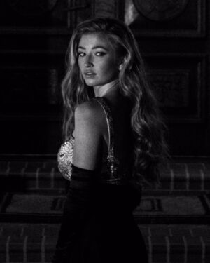 Diana Hopper Instagram - 🥀