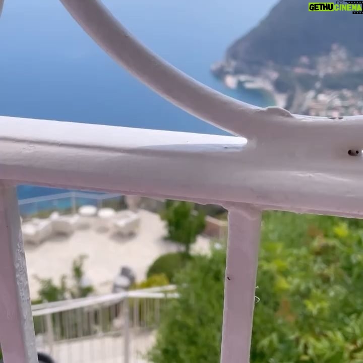 Diana Hopper - 1.6K Likes - Éze 💞