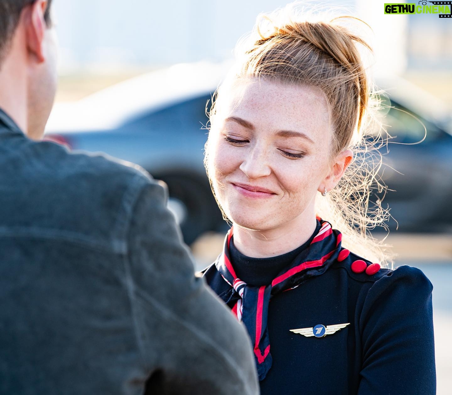 Diana Hopper - 2.9K Likes - come watch me flirt with @alexrussell on @swatcbs this Sunday 5/1 at 10/9c #sorrystris 😝