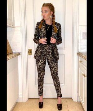 Diana Hopper Instagram - a lewk so nice had to share it twice ✨