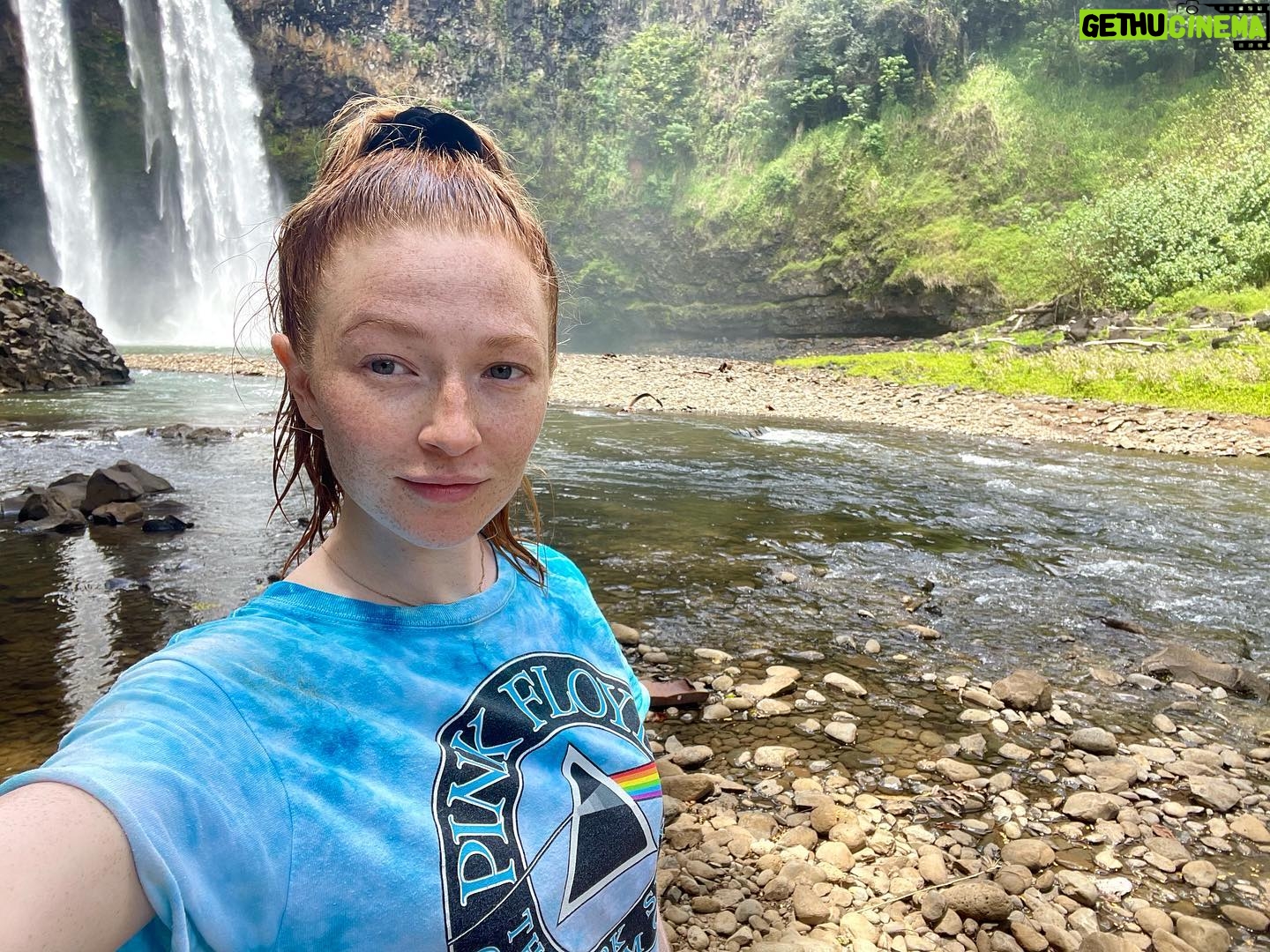 Diana Hopper - 1.8K Likes - pisces